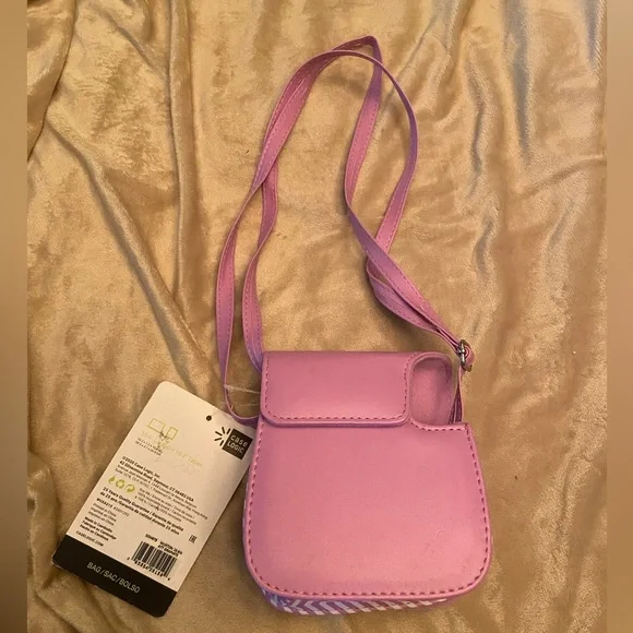 NWT Fujifilm Instax 7s Chevron Groovy Camera Case - Lavender - Picture 6 of 9